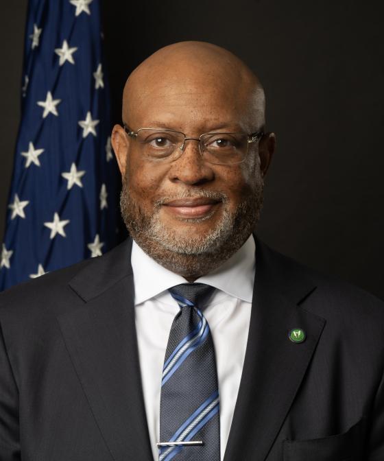 Portrait Anton Porter